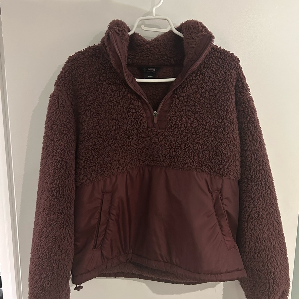 Mondetta Women's Burgundy Puffer Jacket
